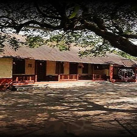 Savoy Village Mahabaleshwar Ngoại thất bức ảnh