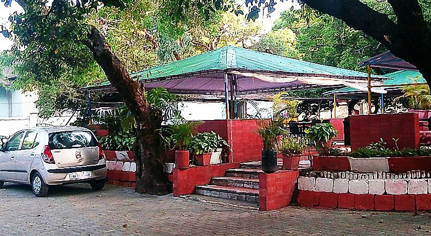 Savoy Village Mahabaleshwar Ngoại thất bức ảnh